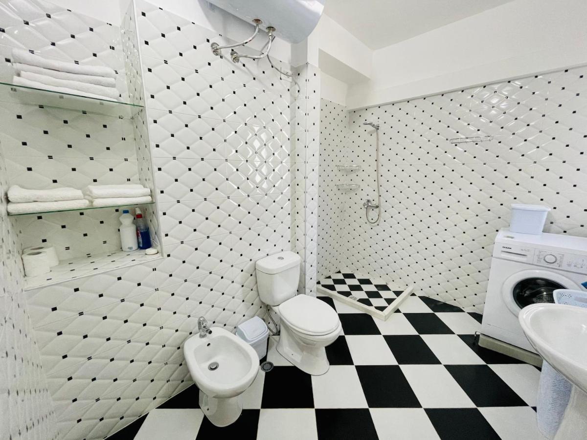Jico Travel - Bani Apartments Вльора Екстер'єр фото