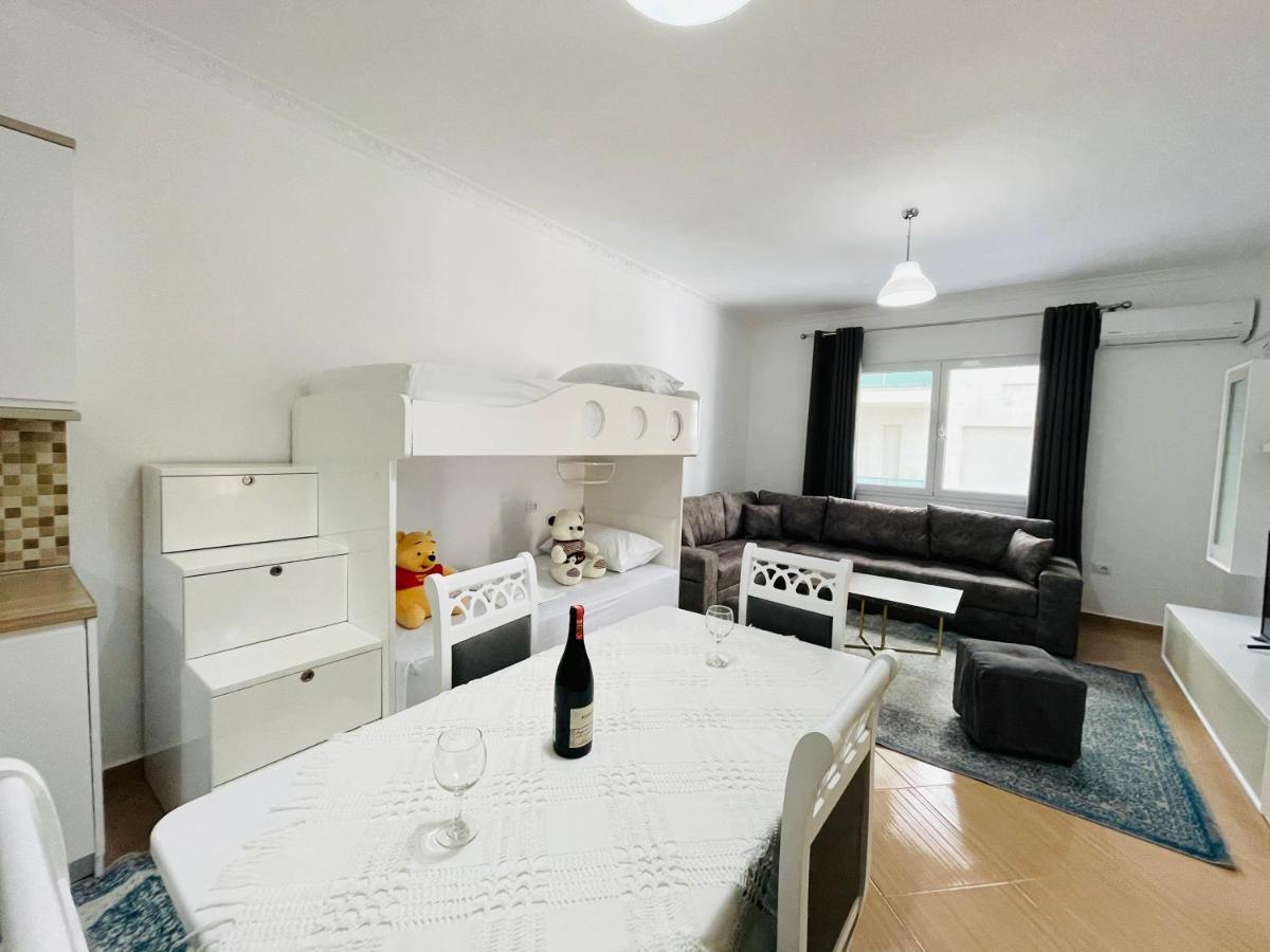 Jico Travel - Bani Apartments Вльора Екстер'єр фото