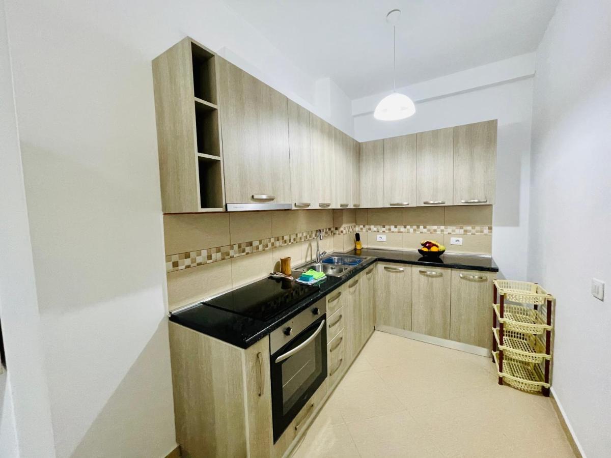 Jico Travel - Bani Apartments Вльора Екстер'єр фото